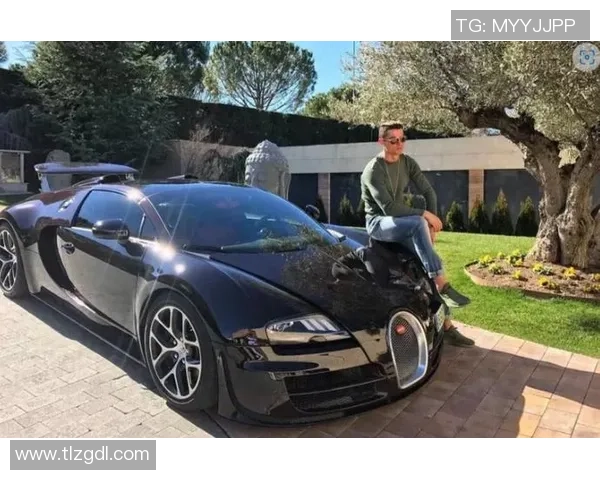 足球明星的豪华座驾全揭秘从梅西到C罗的私人汽车收藏