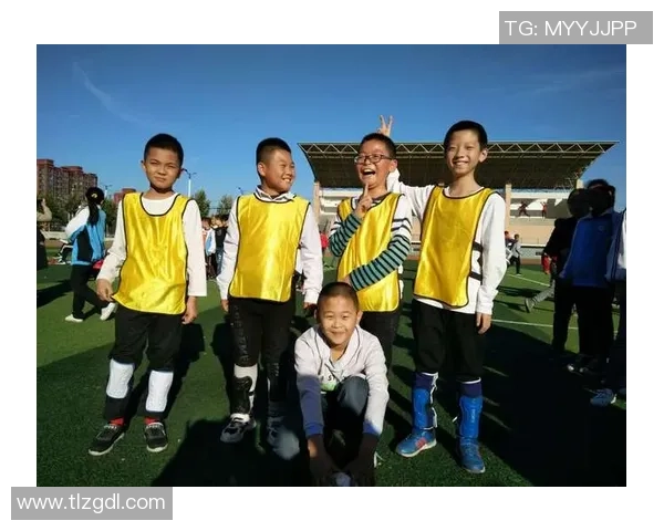 彩铅绘制足球明星全景图解让你领略绿茵场上的传奇风采